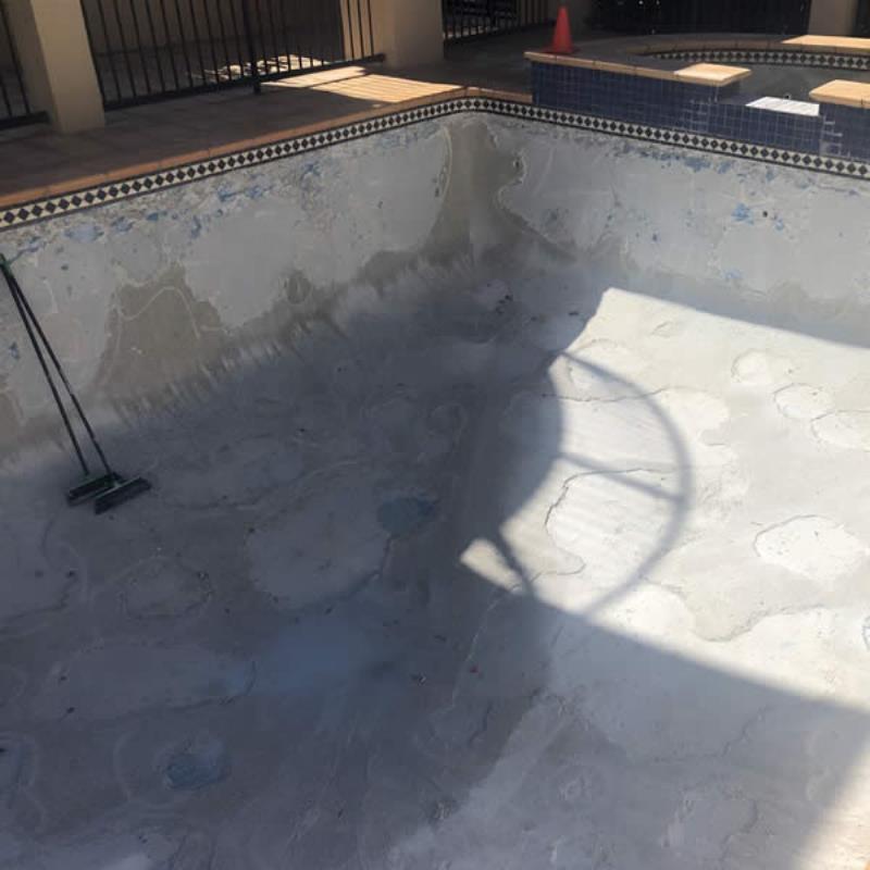 commercial pool maintenance Gold Coast