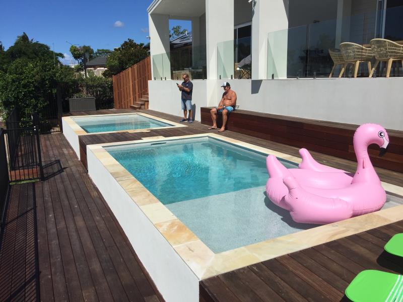 pool services Sorrento