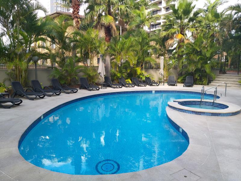 pool services Surfers Paradise