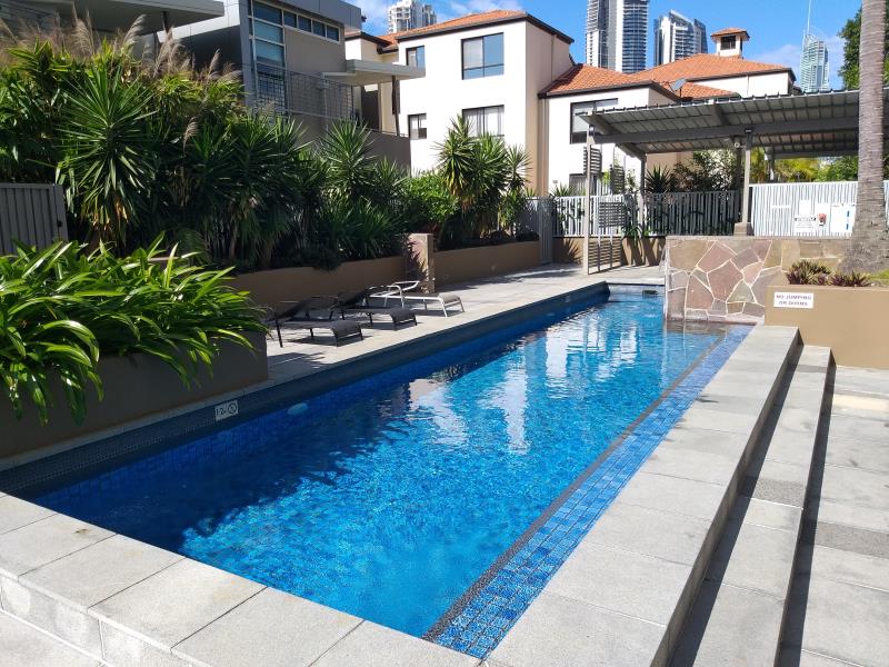pool services Surfers Paradise