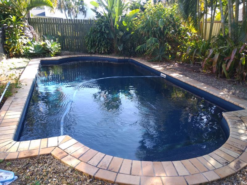 pool services Runaway Bay
