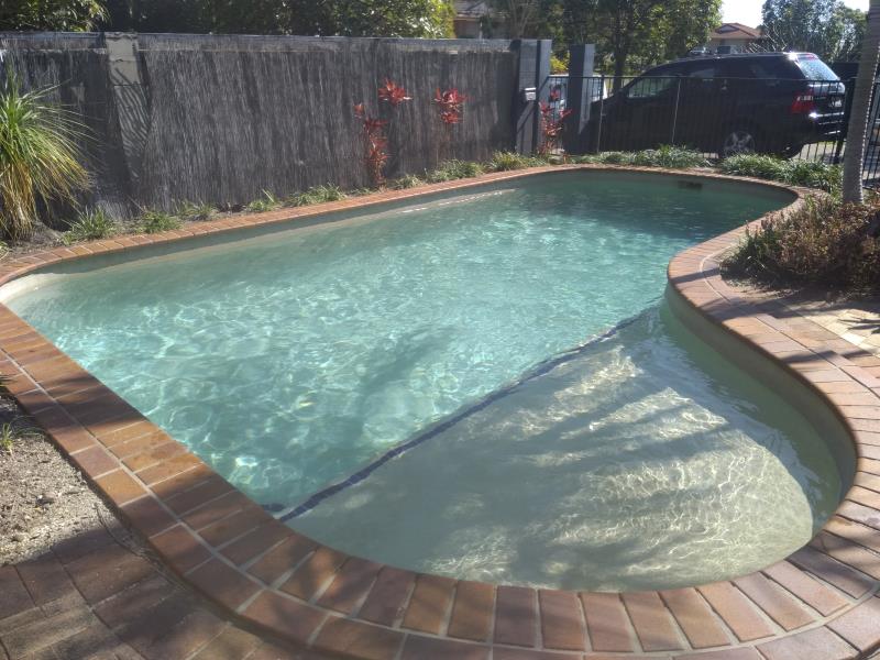 pool cleaner Parkwood