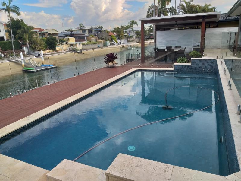 pool services Broadbeach Waters