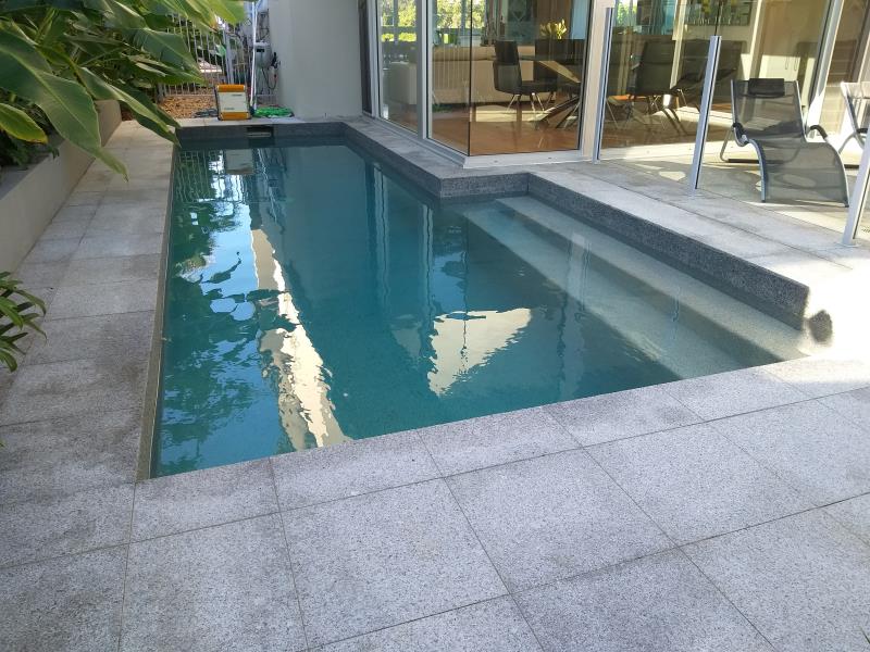 pool services Hope Island