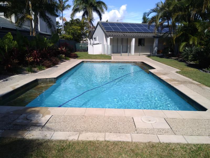 pool services Benowa