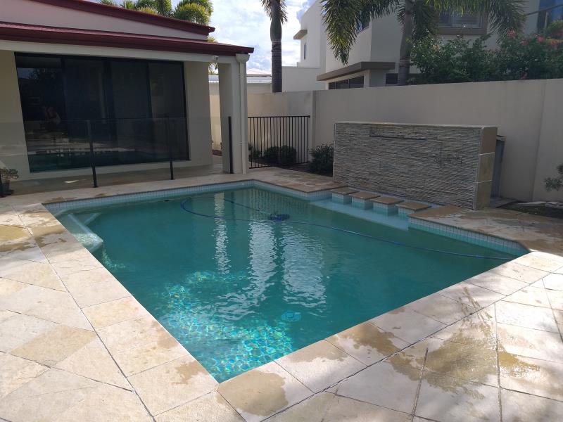 pool services Sanctuary Cove