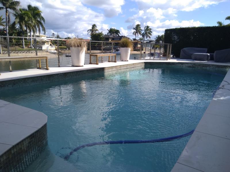 pool services Isle Of Capri