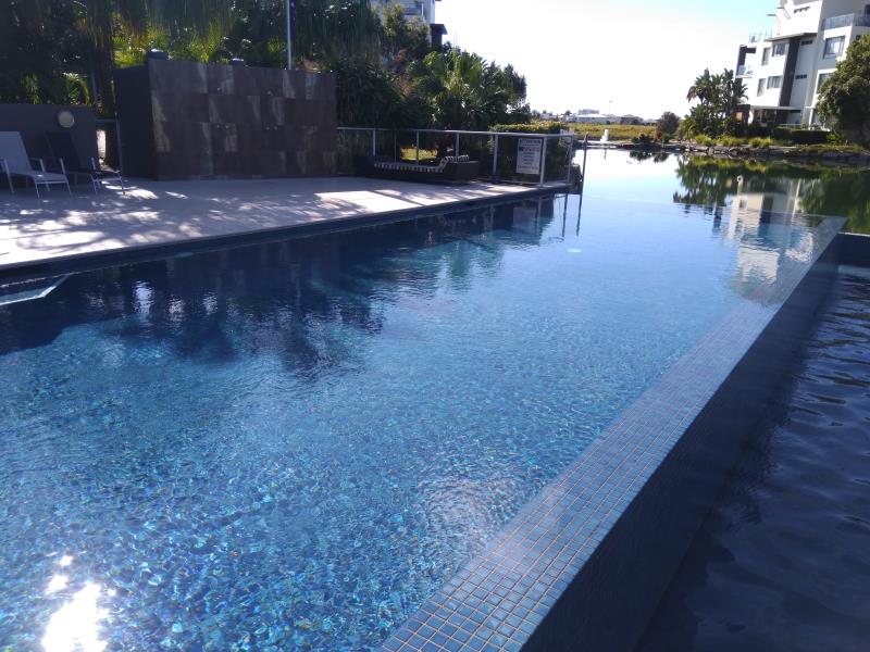 pool services Hope Island