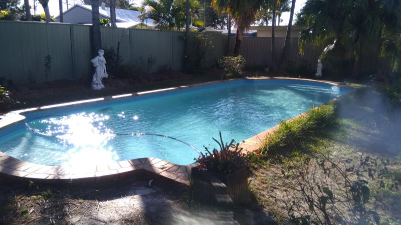 pool cleaner Hollywell