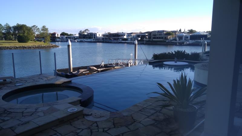 pool services Sanctuary Cove