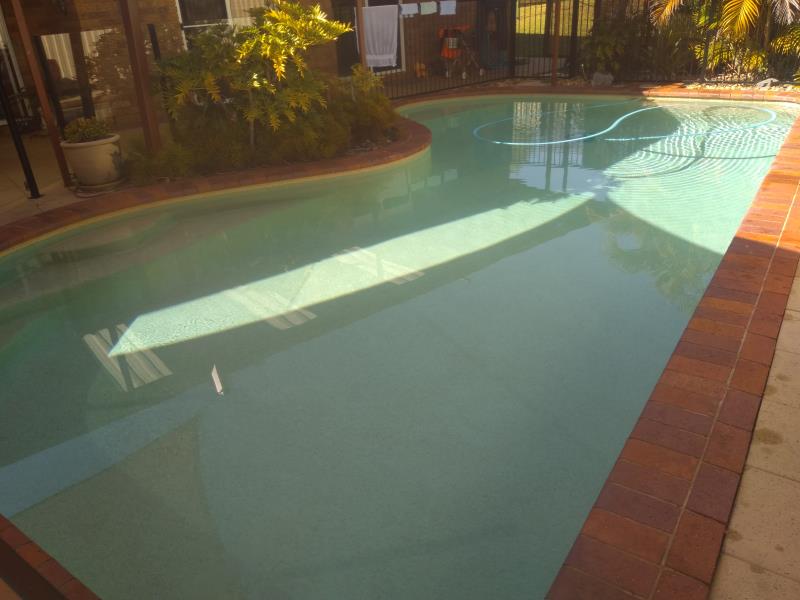 pool services Parkwood