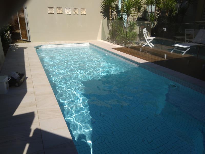 pool cleaner Hope Island