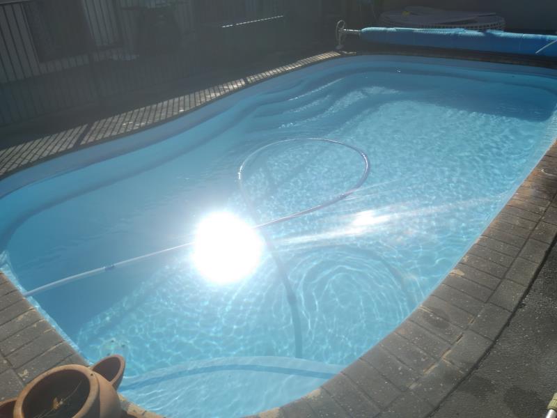 pool cleaner Biggera Waters