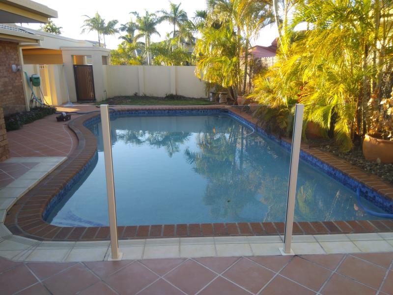 pool services Hollywell