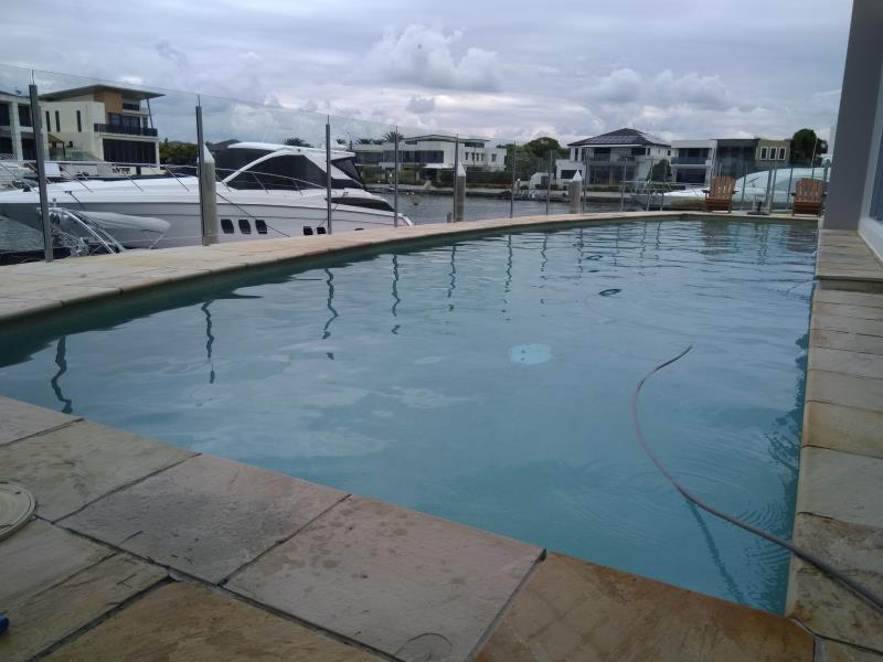 pool services Paradise Point