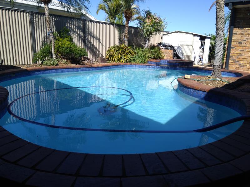 pool services Benowa