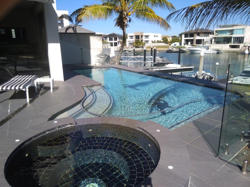 pool services Hope Island