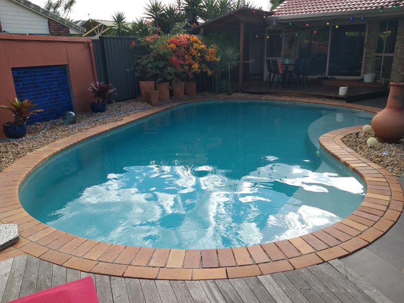 pool services Parkwood
