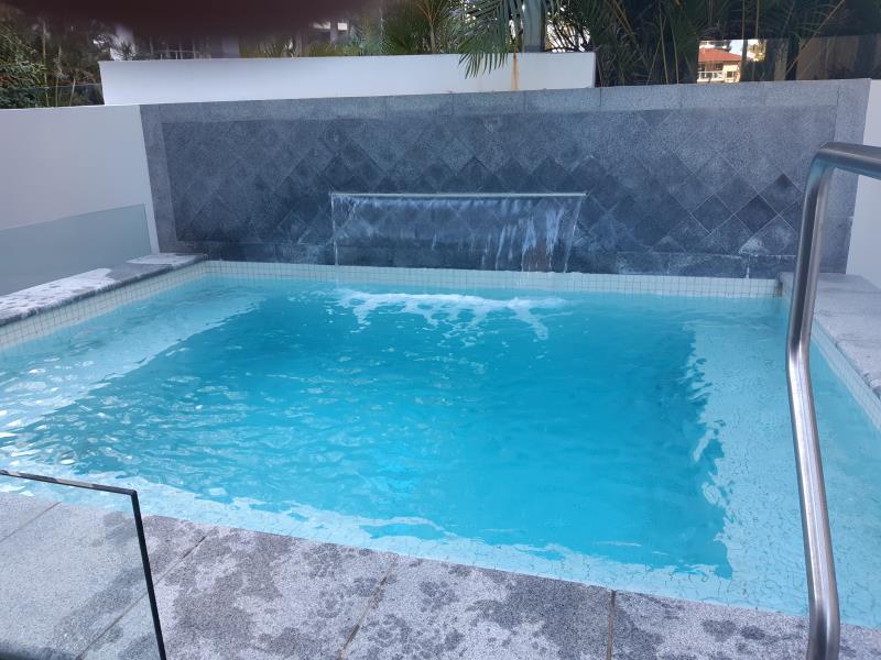 pool services Surfers Paradise