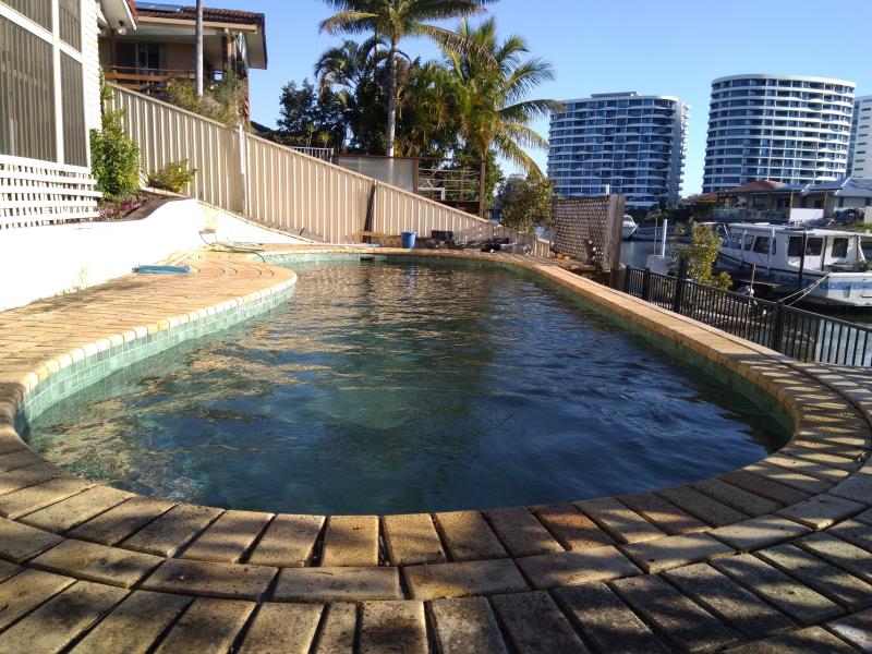 pool services Biggera Waters