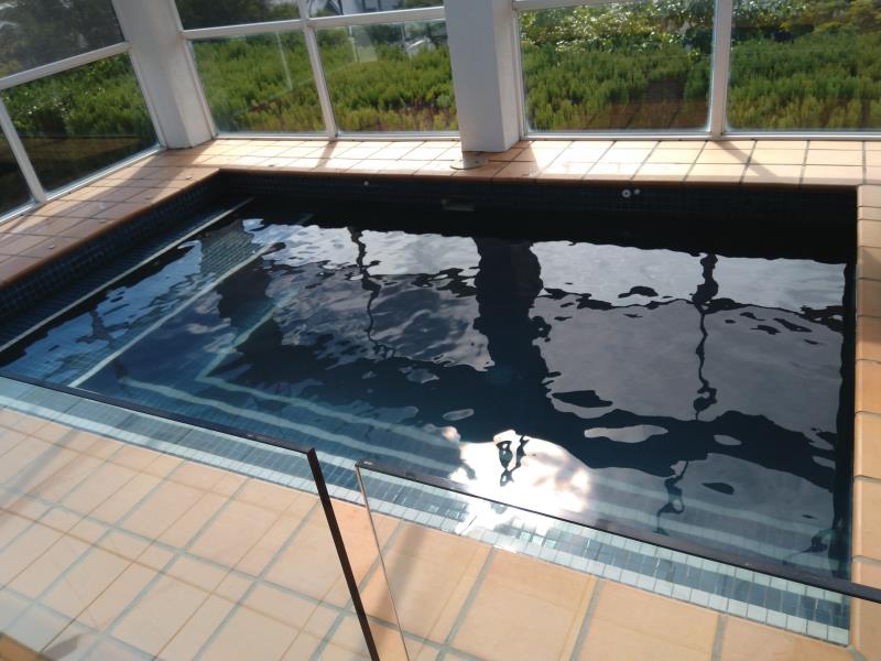 pool services Hope Island
