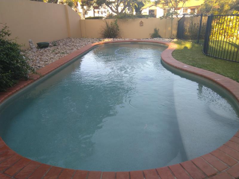 pool services Hope Island