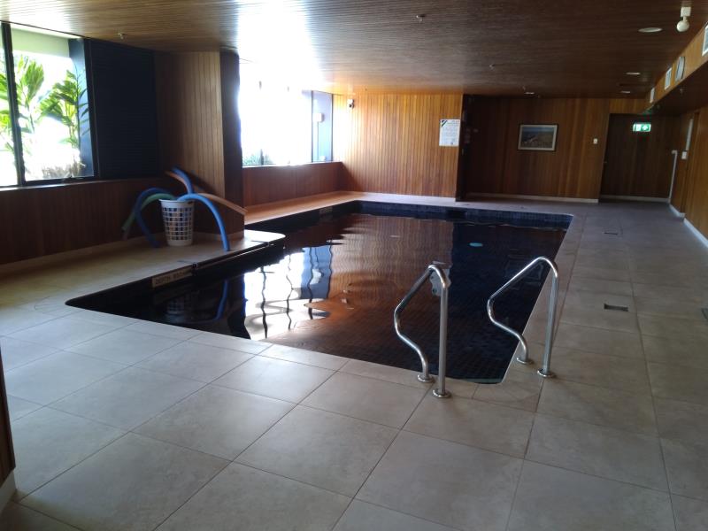 pool services Runaway Bay