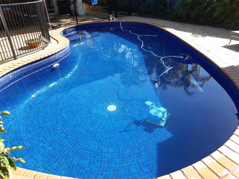 pool services Arundel