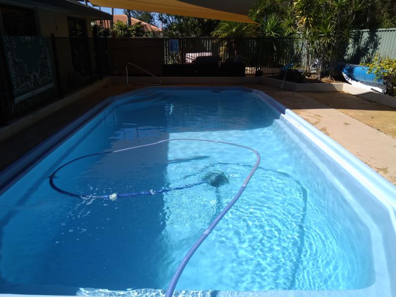 pool cleaner Hollywell