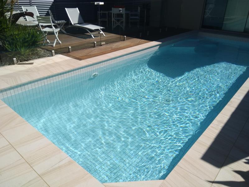 pool cleaner Sanctuary Cove
