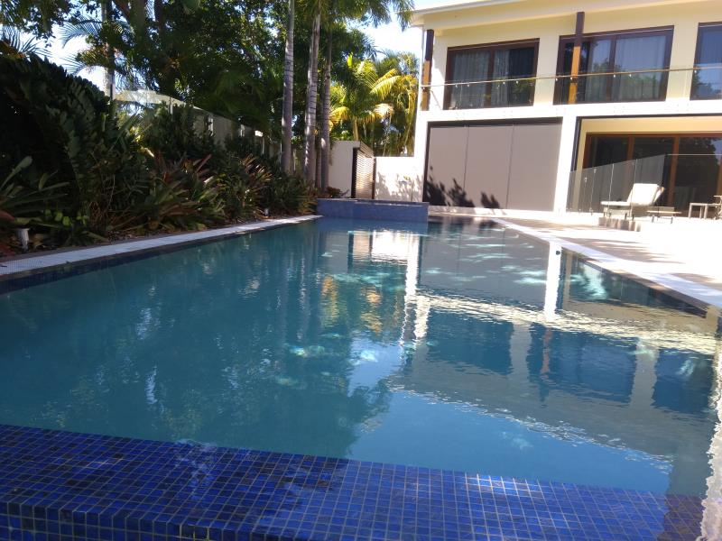 pool services Sanctuary Cove