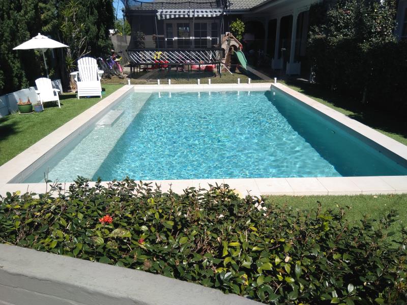 pool services Surfers Paradise