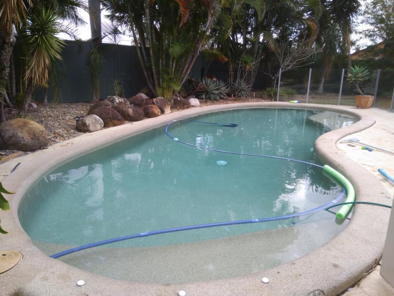 pool services Benowa