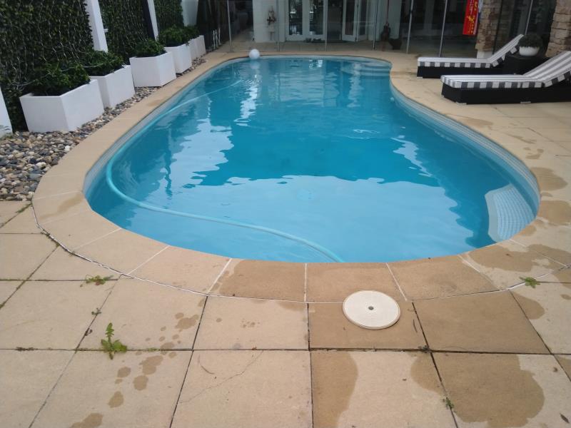 pool services Benowa