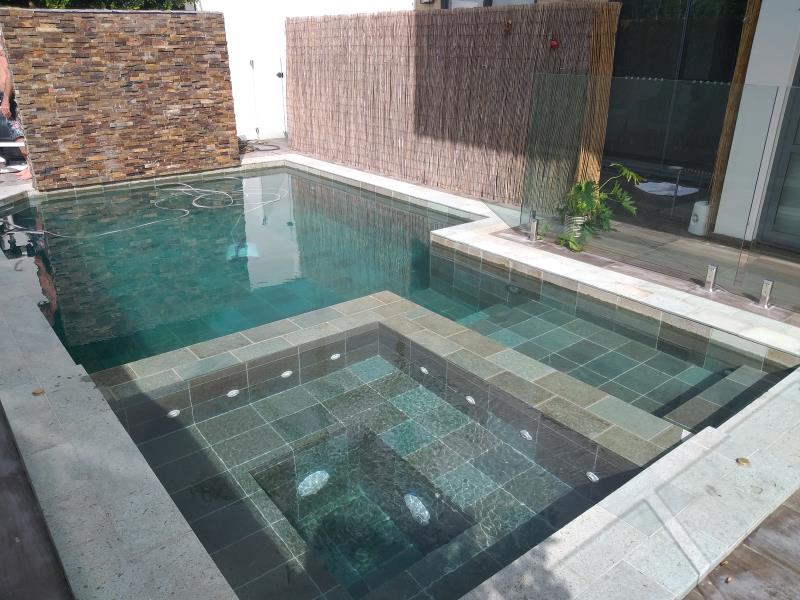 pool services Isle Of Capri
