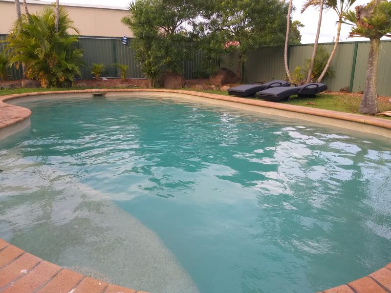 pool services Benowa
