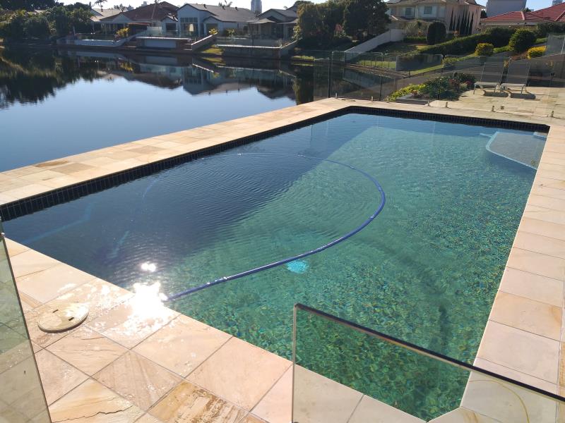 pool cleaner Southport