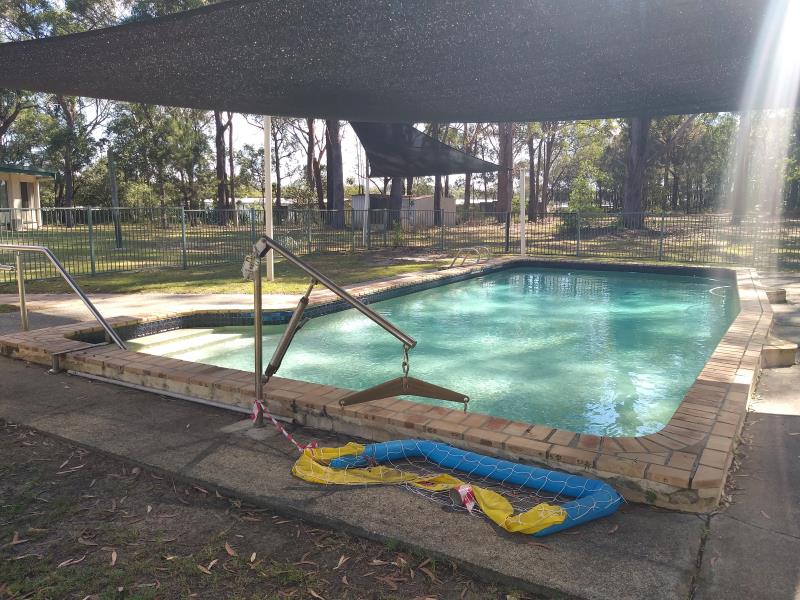 pool cleaner Southport