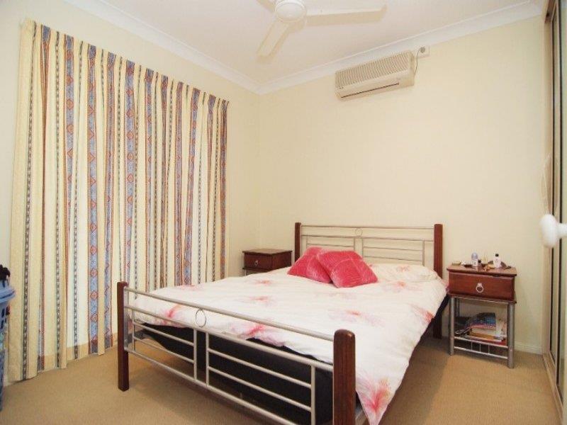 share room for rent Cannonvale